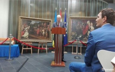 Завершилась детективная история с голландскими картинами в Украине: появились фото