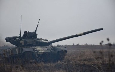 ВСУ призвали украинцев вступать в Тероборону —  видео