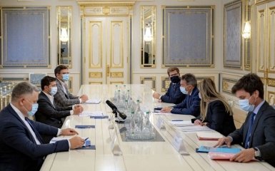 Зеленский просит Красный Крест о срочной помощи — что случилось