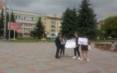 Зеленский прокомментировал скандал с полицией в Ровно
