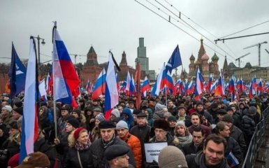 "Крымнаш" больше не действует на россиян: названы три признака