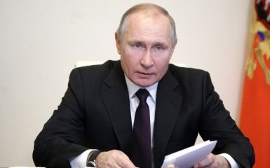 Путин оправдался за оккупацию Крыма войной на Донбассе