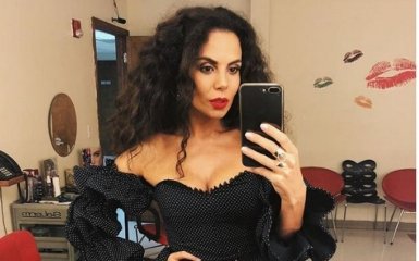 Совсем разбаловалась: Настя Каменских удивила новыми откровенными фото