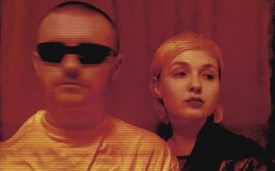 Киевский дуэт Karoon выпустил новый клип "Снег"