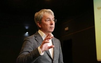 У Кабміні назвали причину блокування каналів Медведчука