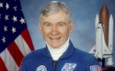 Помер легендарний астронавт, який побував на Місяці