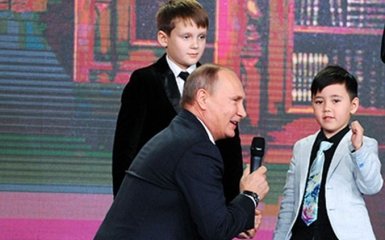Російська дитина після спілкування з Путіним висловила дивне бажання