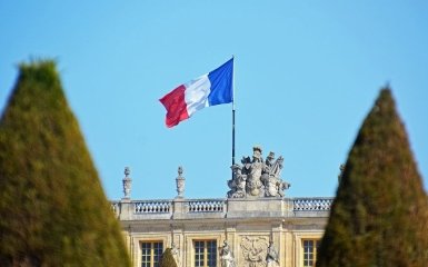 Правительство Франции поддержало предоставление Украине статуса кандидата на вступление в ЕС