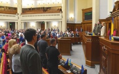 В Раде предлагают разрешить избирателям отзывать народных избранников