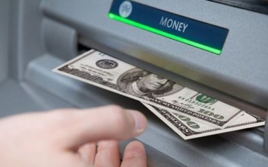В Украине ввели важное правило обмена валюты