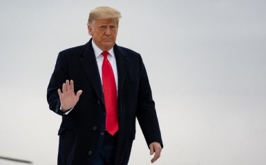 Трамп розкритикував Байдена за Афганістан, хоча сам почав вихід військ США