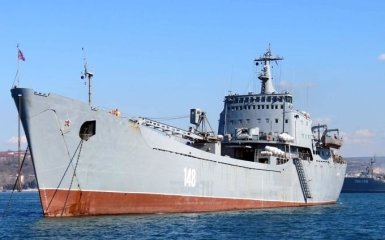 В порту Бердянська знищено великий десантний корабель окупантів