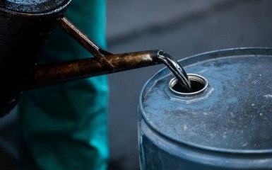Цена нефти WTI опустилась ниже $27