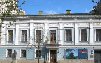 У Києві позбулися ще одного натяку на "русскій мір"