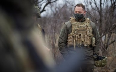 У Зеленского раскрыли новый вероятный сценарий для войны на востоке