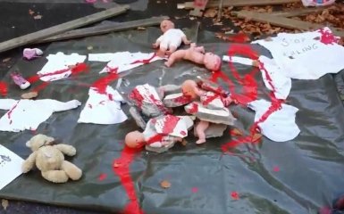 В Европе России ярко напомнили, как она убивает детей: появилось видео