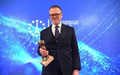 Джейсон МакК’ю