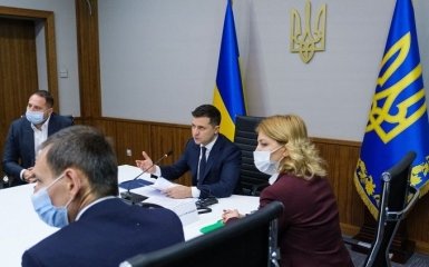 Команду Зеленского предупредили о новых рисках из-за выборов на Донбассе
