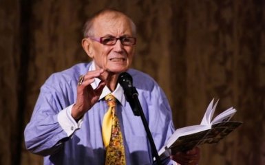 Знаменитий російський поет госпіталізований в США