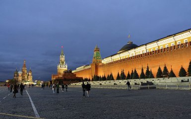 Ні війни, ні миру: американський розвідник дав прогноз відносинам України з Кремлем