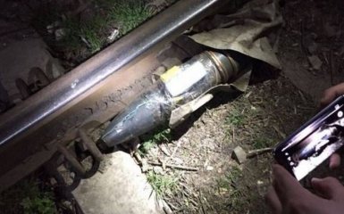 Під Харковом спіймали шпигуна ДНР, який мінував залізницю: з'явилося відео