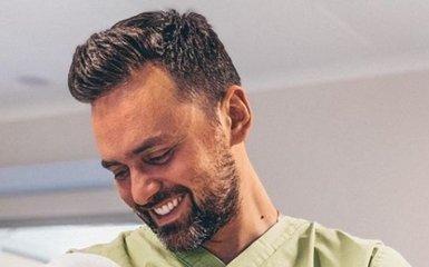 Відомий телеведучий Тимур Мірошниченко став батьком вдруге: зворушливе фото