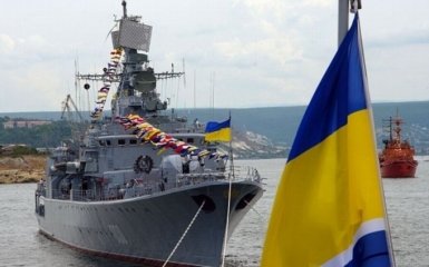 Порошенко звільнив командуючого Військово-морськими силами