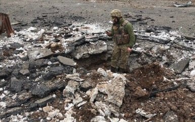 Обстрелы Авдеевки: журналист показал впечатляющие видео