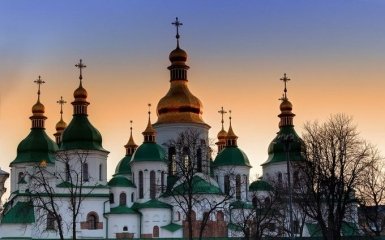 Соціологи розповіли про ставлення українців до релігійних конфесій