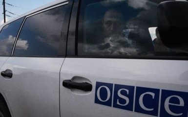 ОБСЕ не заметила столб: соцсети насмешило видео из оккупированного Донецка