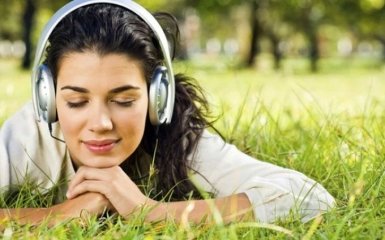 Названа мелодия, которая помогает бороться со стрессом: опубликовано аудио