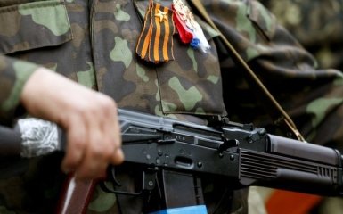 Боевики "ДНР" подстрелили украинского военного - штаб АТО