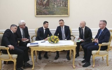 Зеленский в Варшаве провел встречу с президентом Польши
