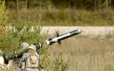 В Естонії назвали умову передачі Україні Javelin та гаубиць