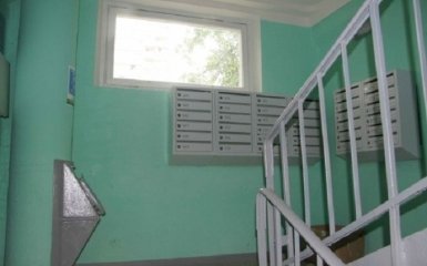 Ждем ядерную войну: в соцсетях бум из-за объявления в подъездах Москвы