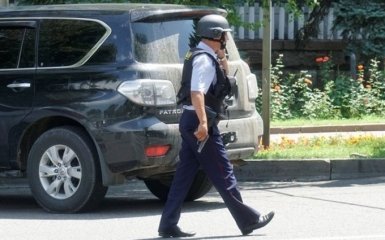 Стрельба в Казахстане: появились подробности о действиях властей и новые видео