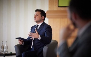 Зеленський прокоментував чутки про конфлікт з Шефіром незадовго до замаху