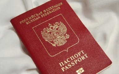 Известный карикатурист посмеялся над проблемами российских туристов