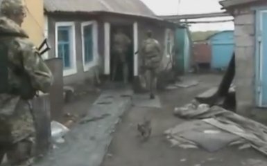 На Донбасі впіймали шпигунку спецслужб Росії: опубліковано відео затримання
