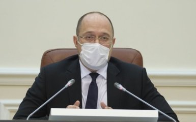 В Кабмине решили судьбу майских праздников: что будет с массовыми мероприятиями