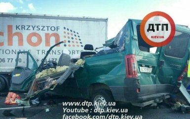 В Польше разбился украинский автобус, много погибших: опубликованы фото