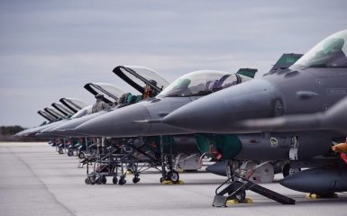 Коалиция F-16 планирует начать подготовку украинских пилотов летом