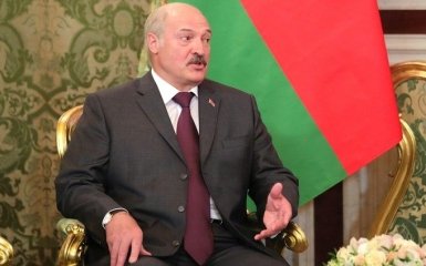 Лукашенко знову зганьбився на весь світ - скандальні подробиці