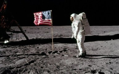 Засомневались: россияне решили проверить, были ли американцы на Луне