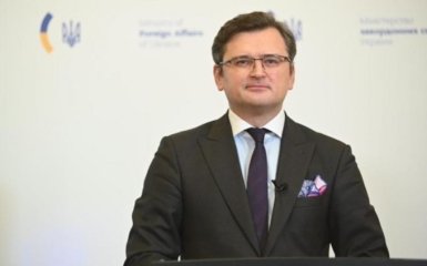 МЗС попередило про нові проблеми України після вакцинації