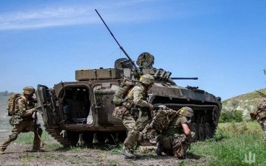 ВСУ прекратили использовать тактику США при контрнаступлении. Известна причина