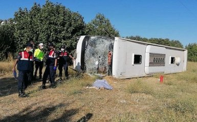 В Турции туристический автобус попал в ДТП: пострадали 35 украинцев