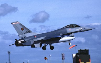 F-16