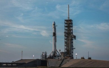 SpaceX запустила в космос нову потужну ракету: опубліковано захоплююче відео