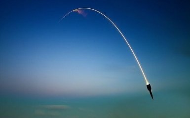 КНДР запустила балістичну ракету в бік Японського моря